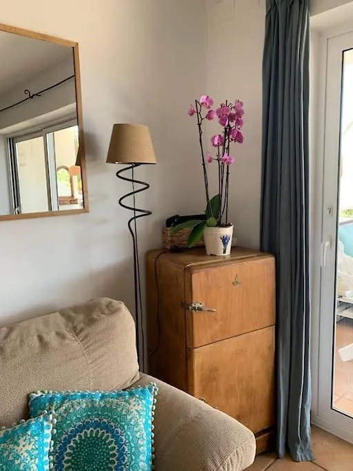 Terraza Con Encanto A Un Paso De La Playa Tarragona